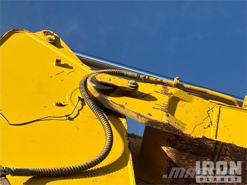 CAT EL200B Kāpurķēžu ekskavatori