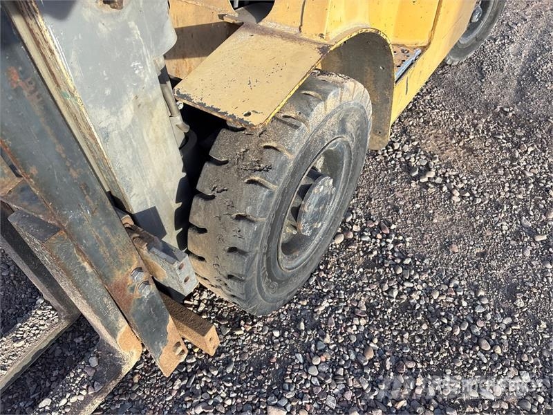 CAT G25P-5 Forklift (Inoperable) Другие складские механизмы