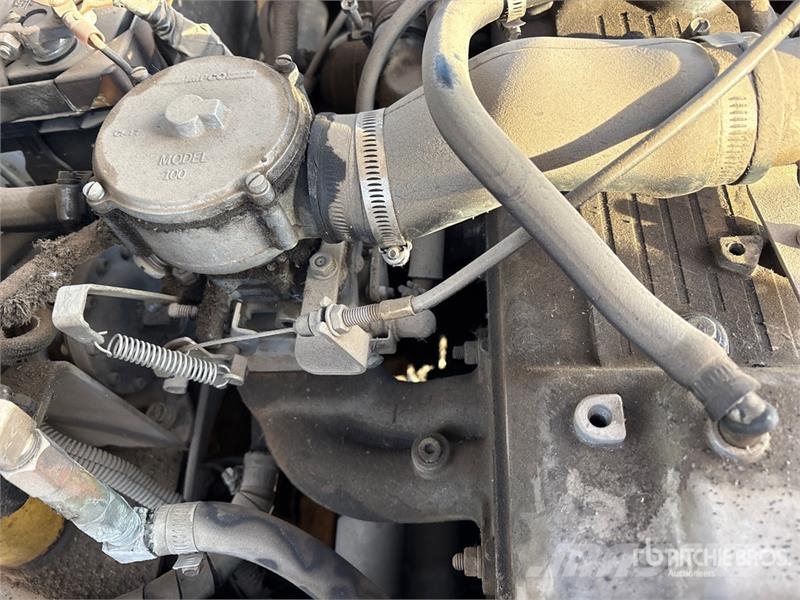 CAT GP25 Forklift (Inoperable) شاحنات ذات رافعات شوكية - أخرى
