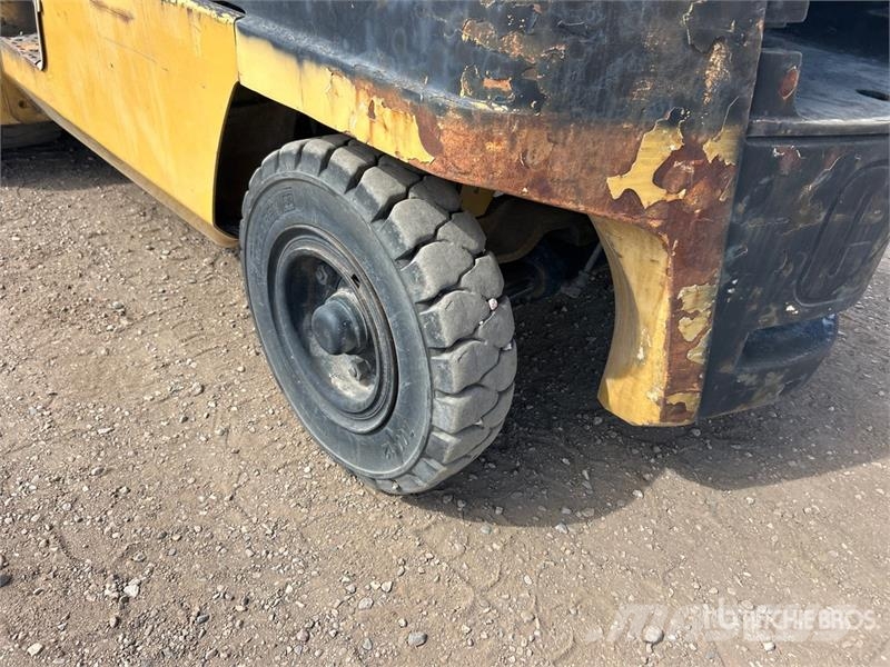 CAT GP55 Pneumatic Tire Forklift Andere Gabelstapler