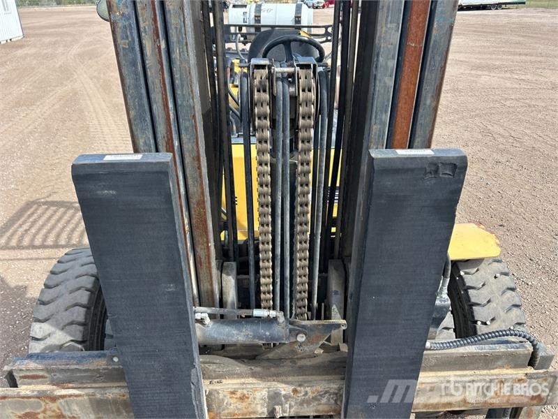 CAT GP55 Pneumatic Tire Forklift Andere Gabelstapler