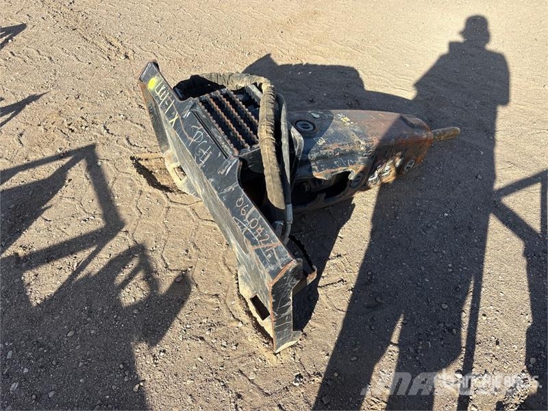 CAT H55S 46 in Skid Steer Breaker Kladiva