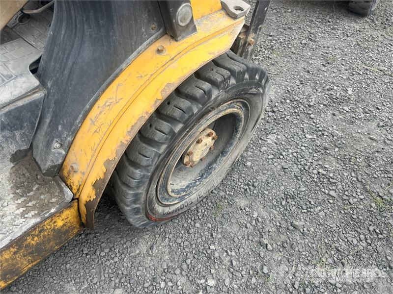 CAT P7000 Інше