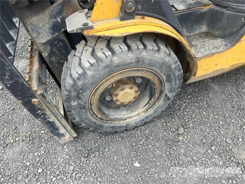 CAT P7000 Інше