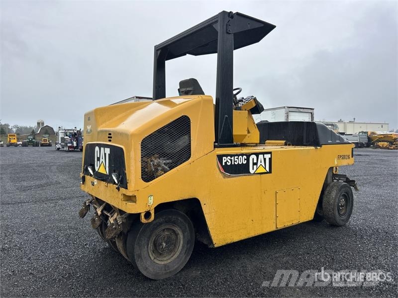 CAT PS-150C 膠輪滾壓機