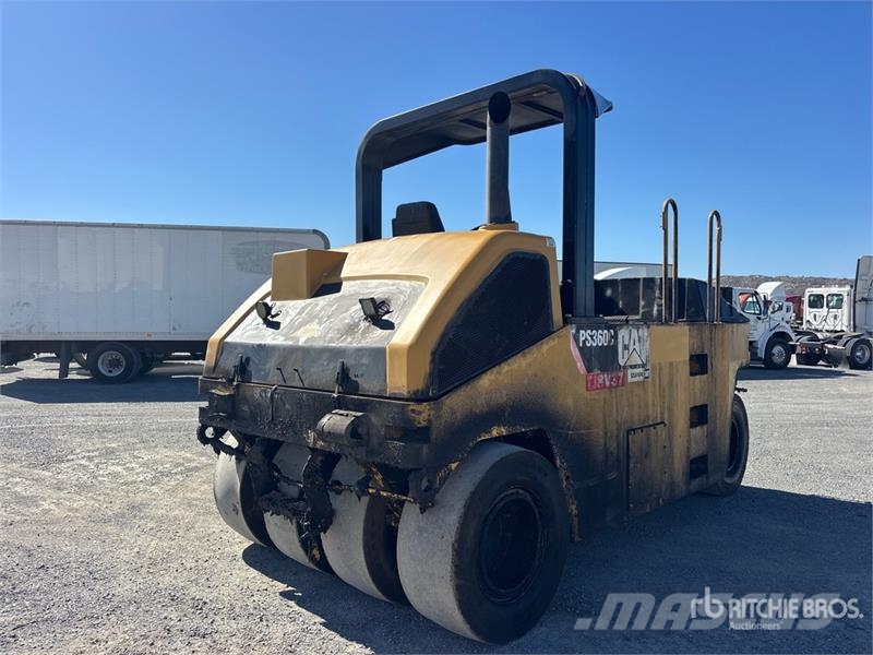 CAT PS360C 7 Wheel Pneumatic Roller Пневматические катки