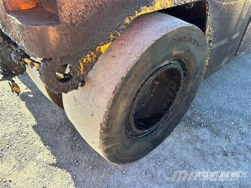 CAT PS360C 7 Wheel Pneumatic Roller Пневматические катки