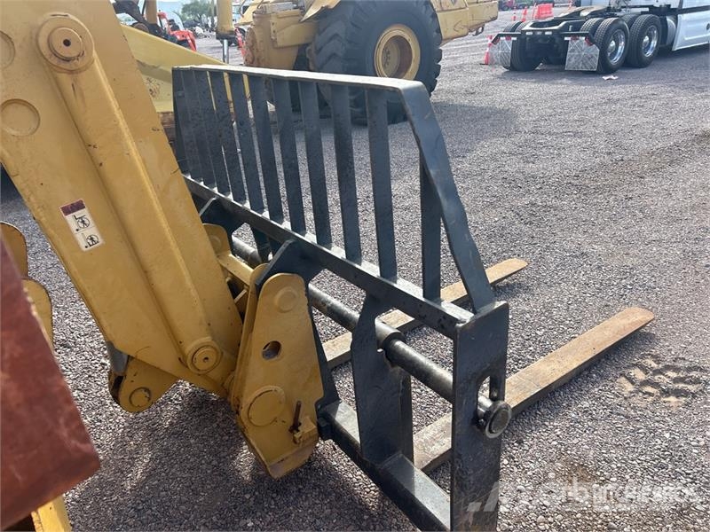 CAT TH103 مناولات متداخلة
