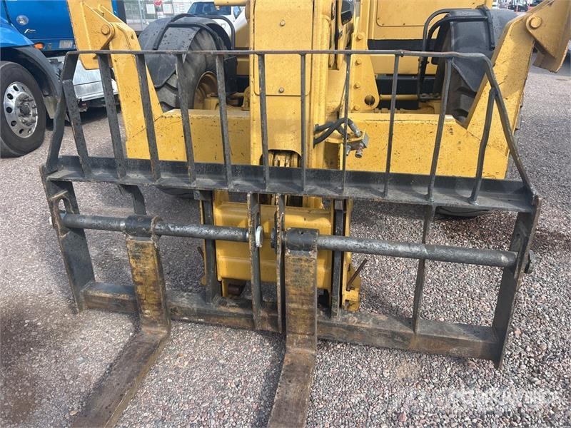 CAT TH103 مناولات متداخلة