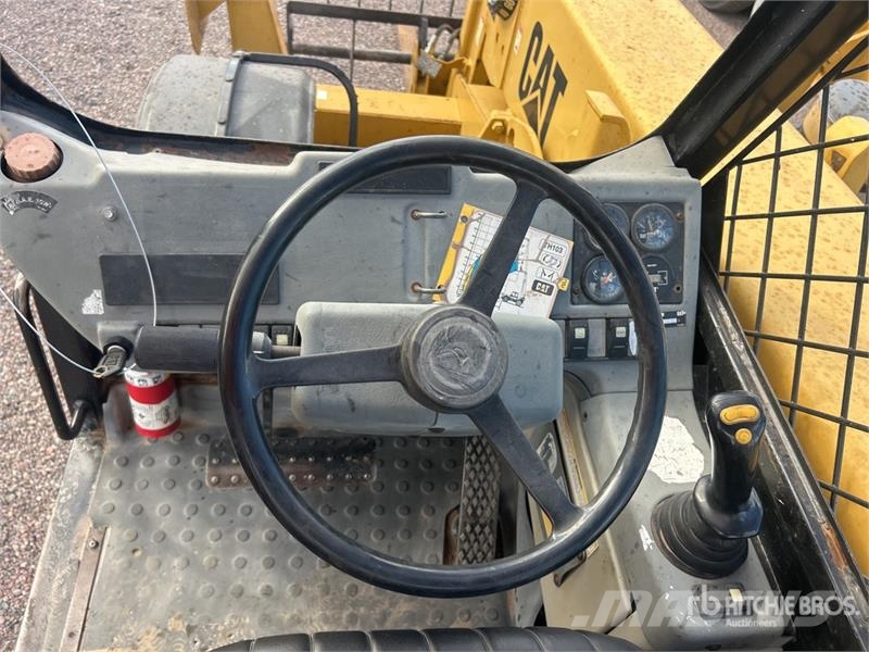 CAT TH103 مناولات متداخلة