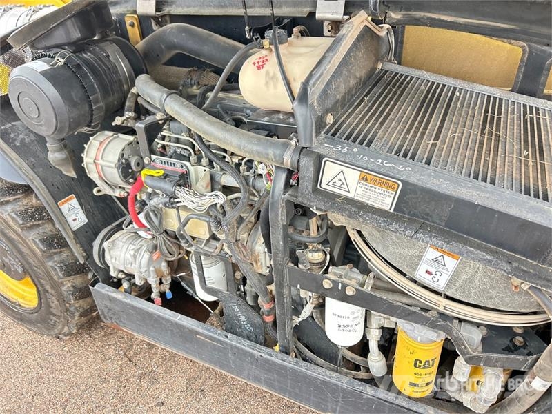 CAT TH255C Teleskoplader