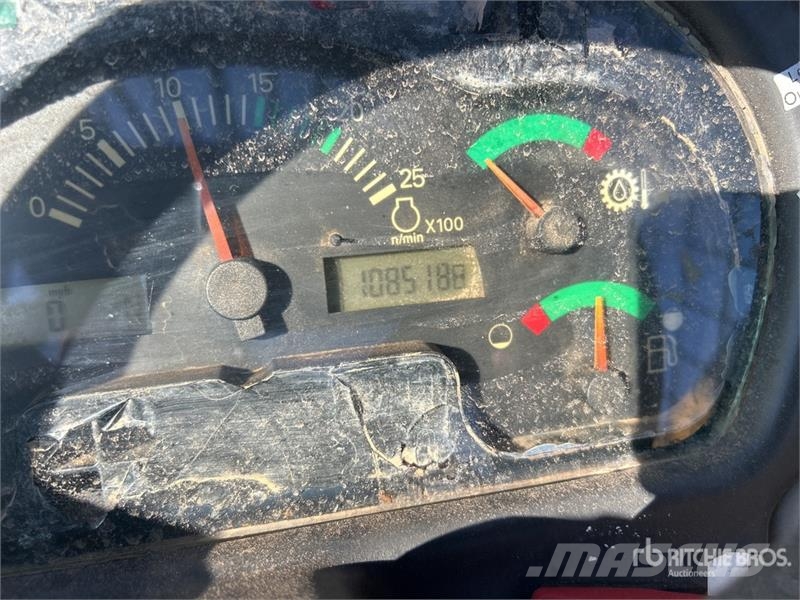 CAT TH580B Телескопические погрузчики