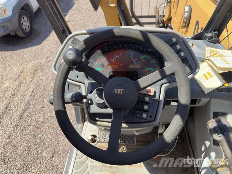 CAT TH580B Sollevatori telescopici