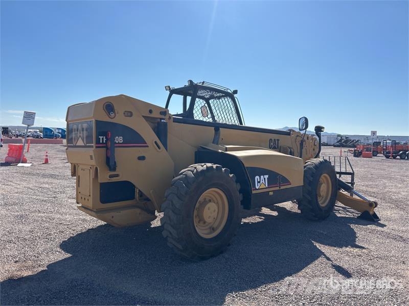 CAT TH580B Телескопические погрузчики
