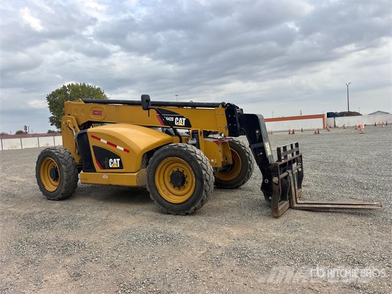CAT TL642D Telehandler Manipuladores telescópicos