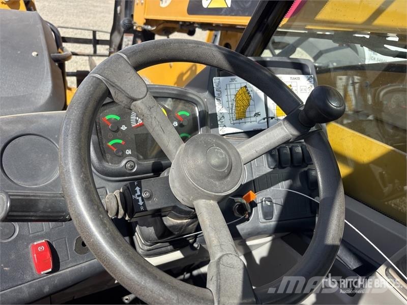 CAT TL642D Telehandler Teleskopski viličarji