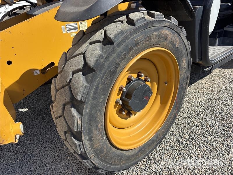 CAT TL642D Telehandler Teleskopski viličarji