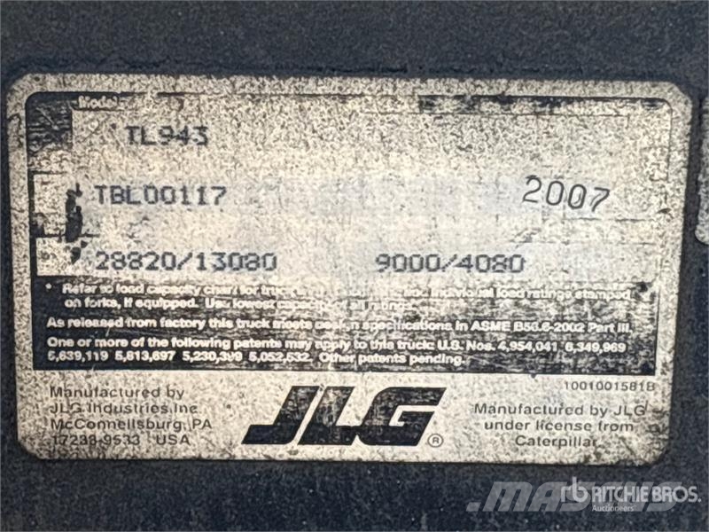CAT TL943 Teleskopski viličarji