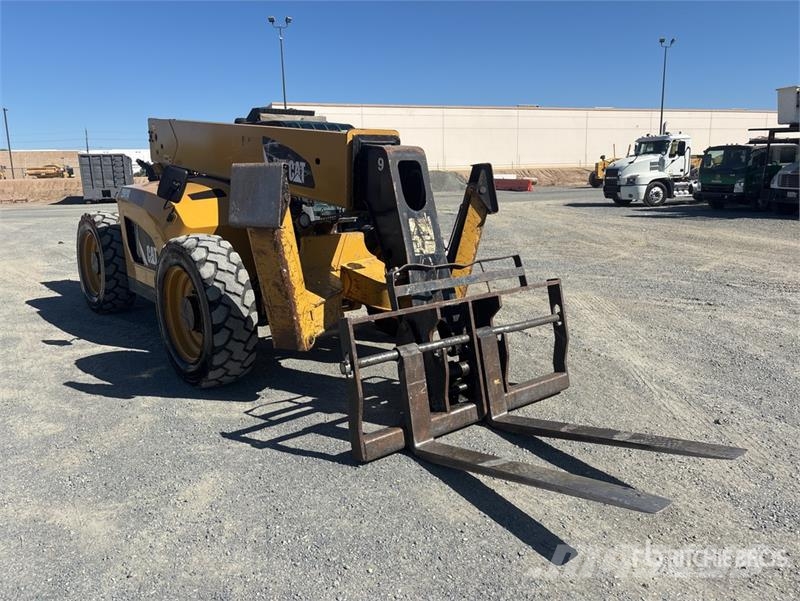 CAT TL943C Telescopic handlers