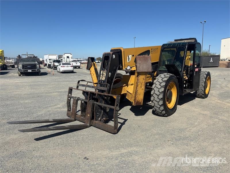 CAT TL943C Telescopic handlers