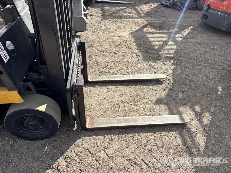 CAT V35D Cushion Tire Forklift Šakiniai krautuvai - Kita