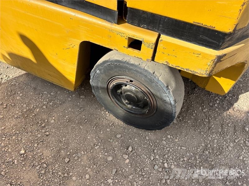 CAT V35D Cushion Tire Forklift Šakiniai krautuvai - Kita