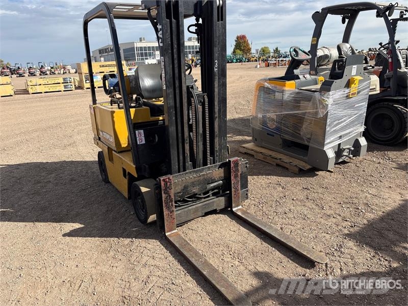CAT V35D Cushion Tire Forklift Šakiniai krautuvai - Kita