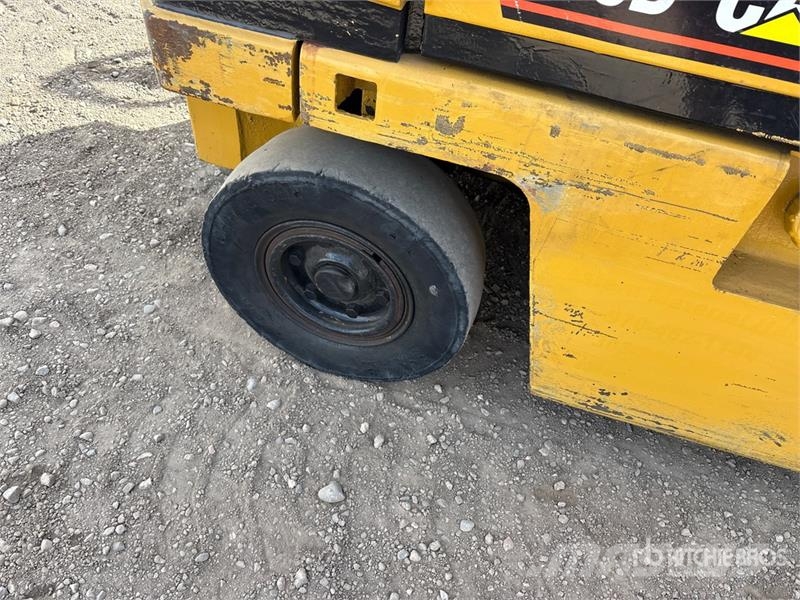 CAT V35D Pneumatic Tire Forklift 그 외 지게차