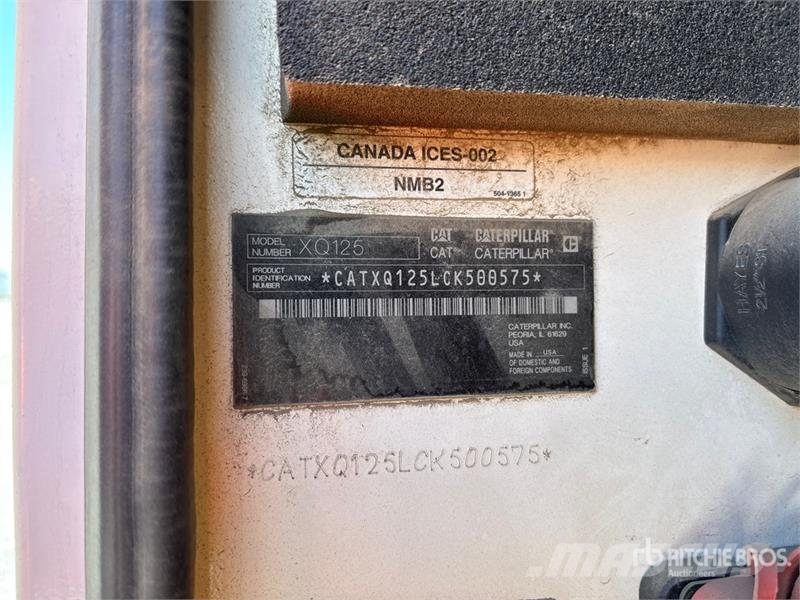 CAT XQ125 100 kW Mobile Generator Set 디젤 발전기