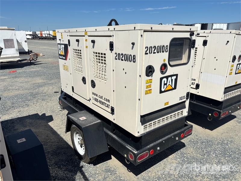 CAT XQ35 27 kW Mobile Generator Set 디젤 발전기