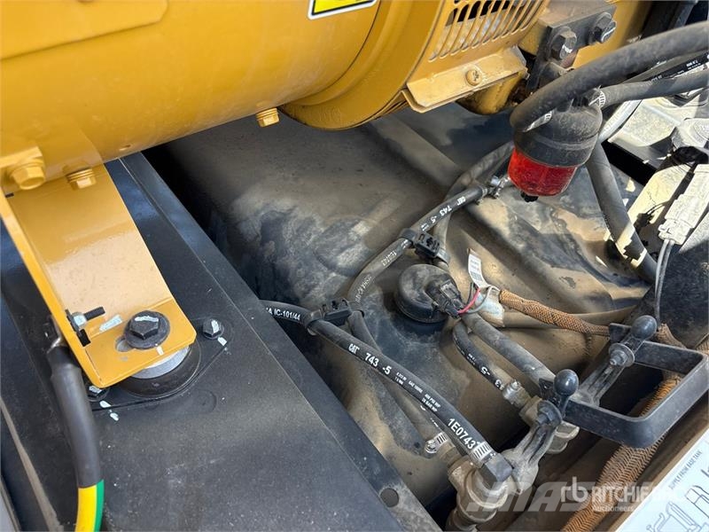 CAT XQ35 27 kW Mobile Generator Set Diesel Generators