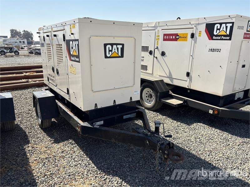 CAT XQ35 27 kW Mobile Generator Set Diesel Generators