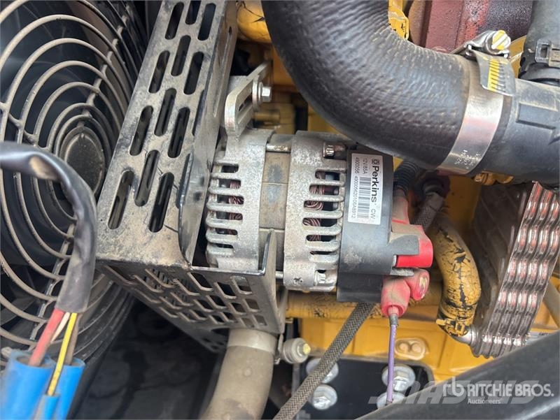 CAT XQ35 27 kW Mobile Generator Set Generadores diesel