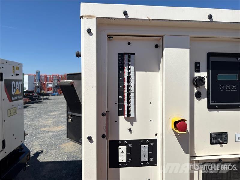 CAT XQ35 27 kW Mobile Generator Set 디젤 발전기