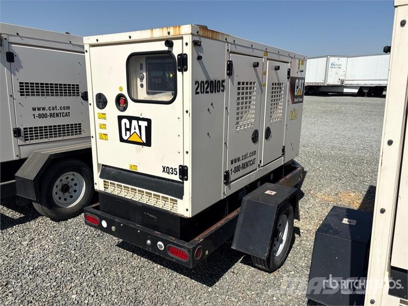 CAT XQ35 27 kW Mobile Generator Set Diesel Generators