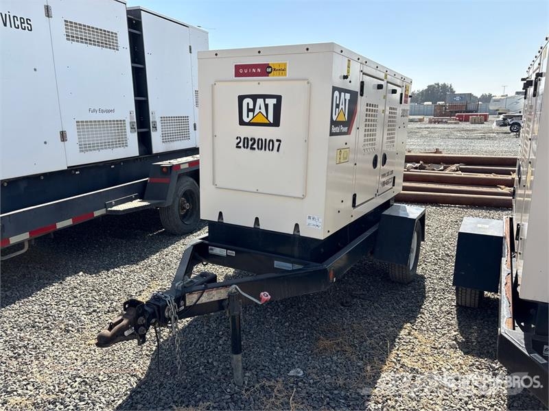 CAT XQ35 27 kW Mobile Generator Set Diesel Generators
