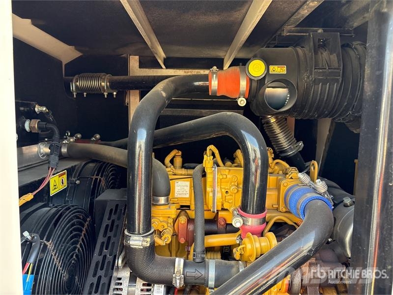 CAT XQ35 27 kW Mobile Generator Set Diesel Generators