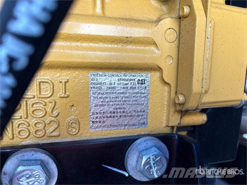 CAT XQ35 27 kW Mobile Generator Set 디젤 발전기