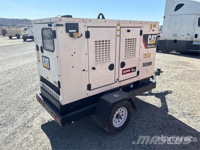 CAT XQ35 35 kVA Mobile Generator Set 디젤 발전기