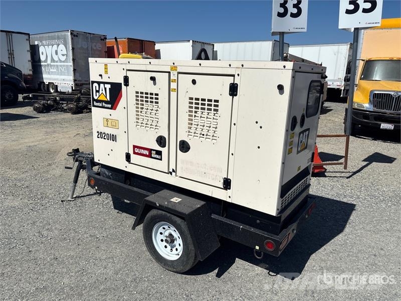 CAT XQ35 35 kVA Mobile Generator Set 디젤 발전기