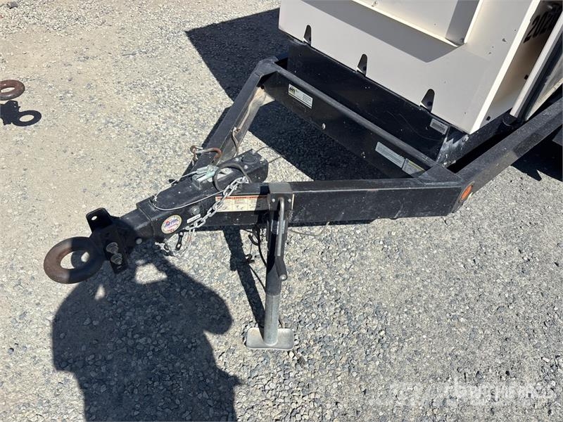 CAT XQ35 35 kVA Mobile Generator Set 디젤 발전기