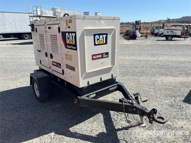 CAT XQ35 35 kVA Mobile Generator Set 디젤 발전기