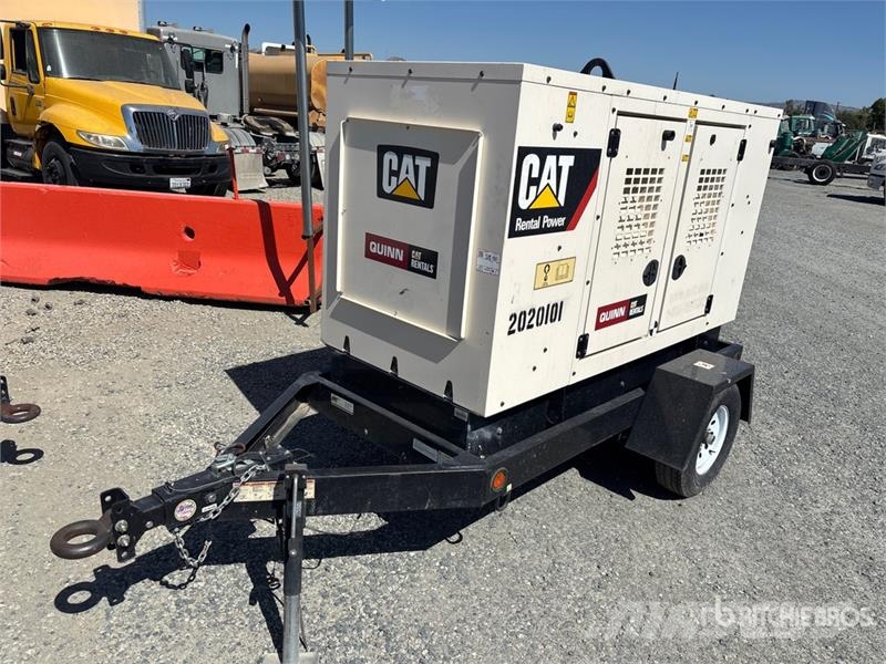 CAT XQ35 35 kVA Mobile Generator Set 디젤 발전기