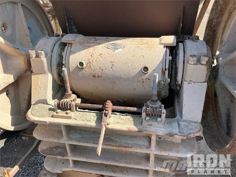 Cedarapids 1036 10 X 36 Jaw Crusher Frantoi