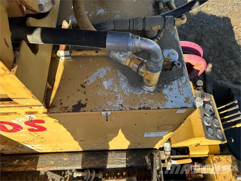 Cedarapids MS3 Wheel Asphalt Transfer Machine Būvniecība- Citi