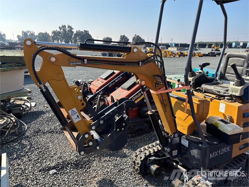 CFG MX12RX Mini Excavator 小型挖土機/掘鑿機<7t(小型挖掘機)