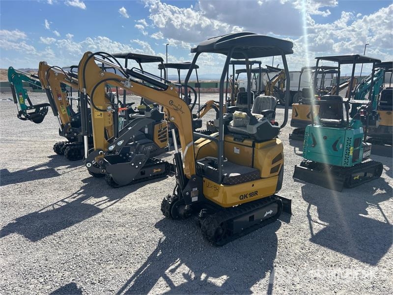 CFG QK18R Mini Excavator (Unused) Міні-екскаватори < 7т
