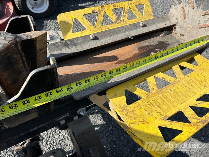 Champion Gasoline 27 Ton Log Splitter Cepači za drva, drobilice za drvo i strugači