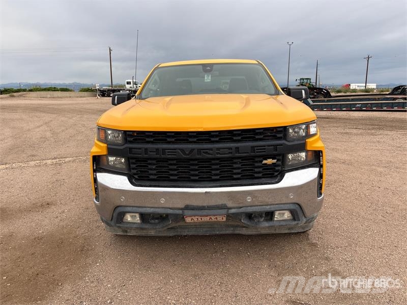 Chevrolet 1500 4x4 Crew Cab Pickup Други