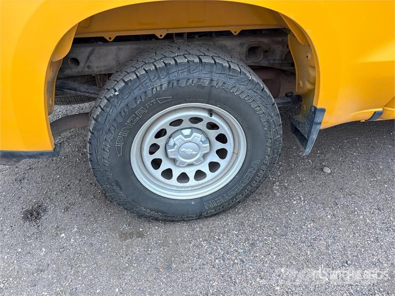 Chevrolet 1500 4x4 Crew Cab Pickup Други